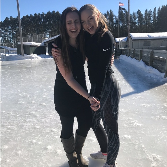 Meet your Posher, Mya - Picture 4 of 8